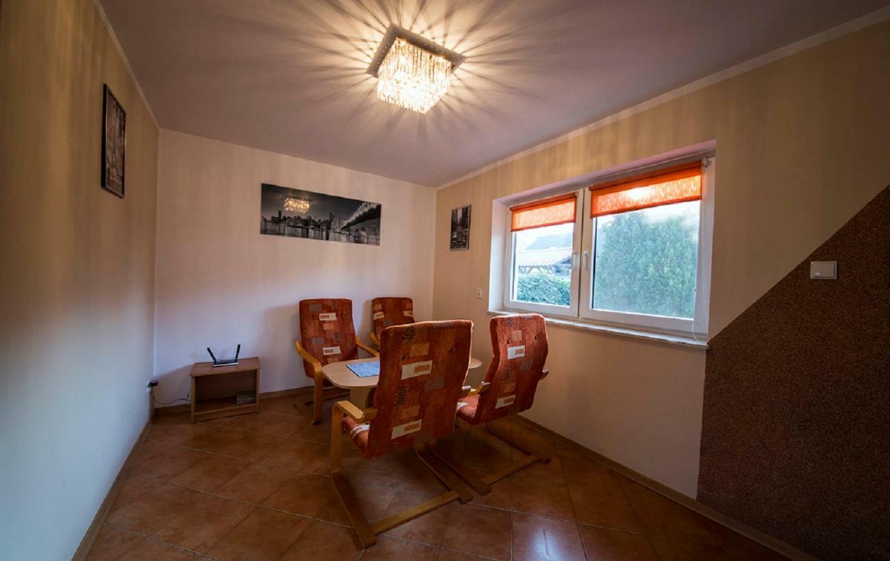 Wyspa Uznam - Domek Karsibór Exterior foto