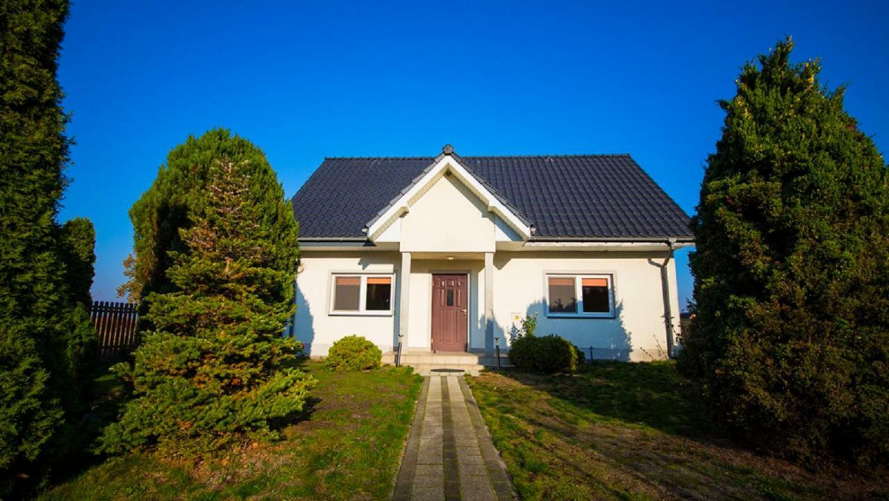 Wyspa Uznam - Domek Karsibór Exterior foto